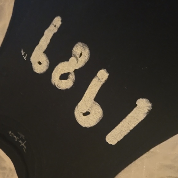 Taylor swift 1989 polaroid tour tank top size small authentic NWOT - Picture 5 of 5